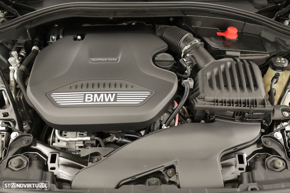 BMW 116 d Pack Desportivo M Auto - 24