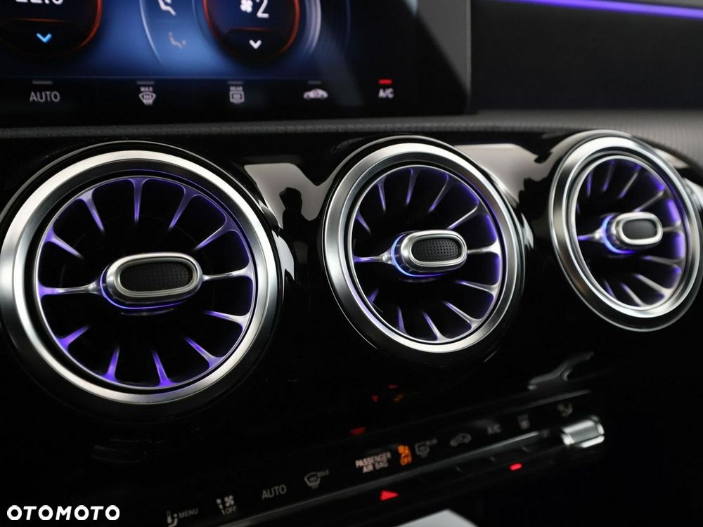 Mercedes-Benz CLA 200 d 8G-DCT AMG Line - 31
