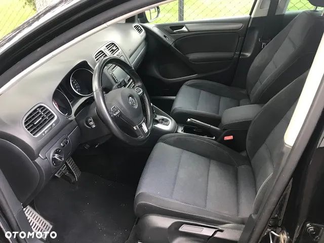 Volkswagen Golf - 12