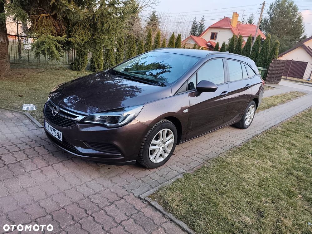Opel Astra 1.6 CDTI Sport - 9