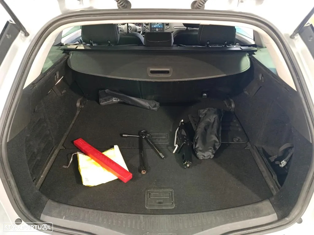 Renault Mégane Sport Tourer 1.5 Blue dCi Limited - 12