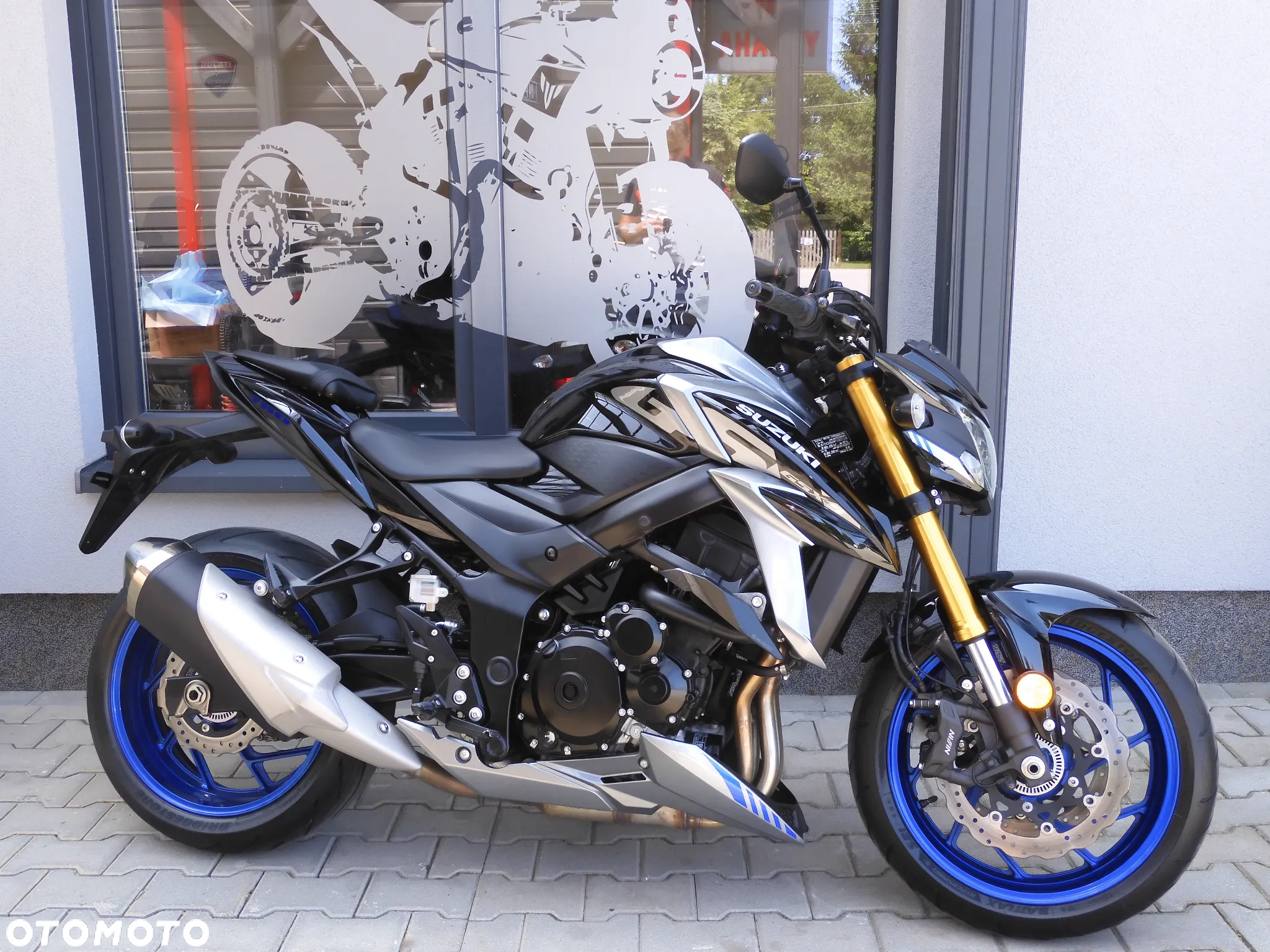 Suzuki GSX - 5