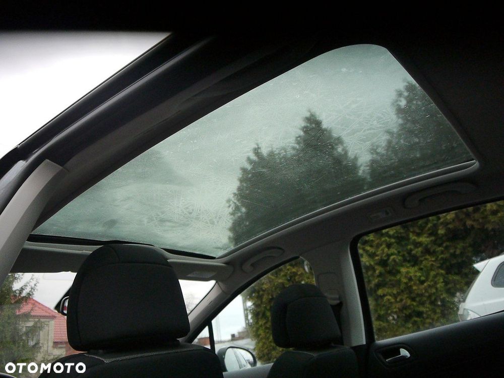 Peugeot 308 1.6 Premium - 16