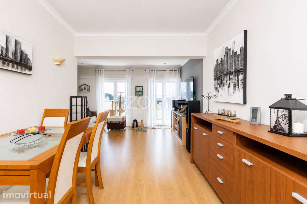Apartamento T3, Rio de Mouro, junto ao FITARES Shopping - Grande imagem: 2/29