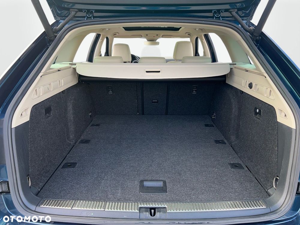 Skoda Superb 2.0 TDI SCR Style DSG - 12