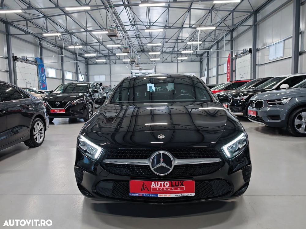 Mercedes-Benz A 250 e Sedan 8G-DCT - 3