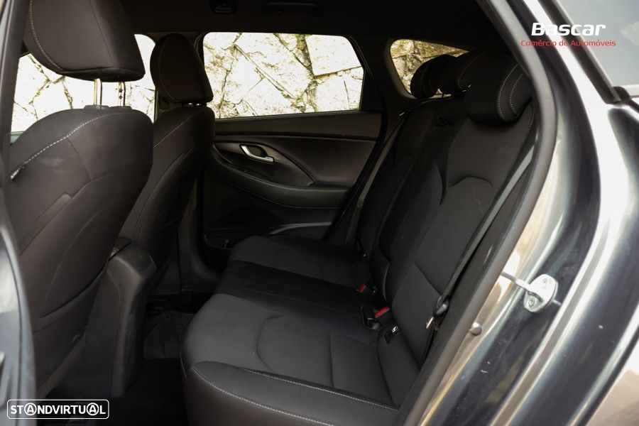 Hyundai i30 SW 1.6 CRDi Style+Navi - 26