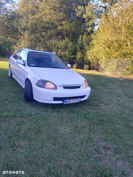 Honda Civic 1.6i LS - 3