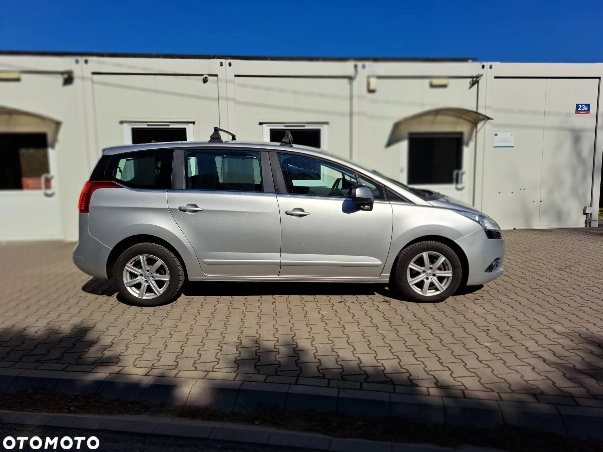 Peugeot 5008 120 VTi Active - 19