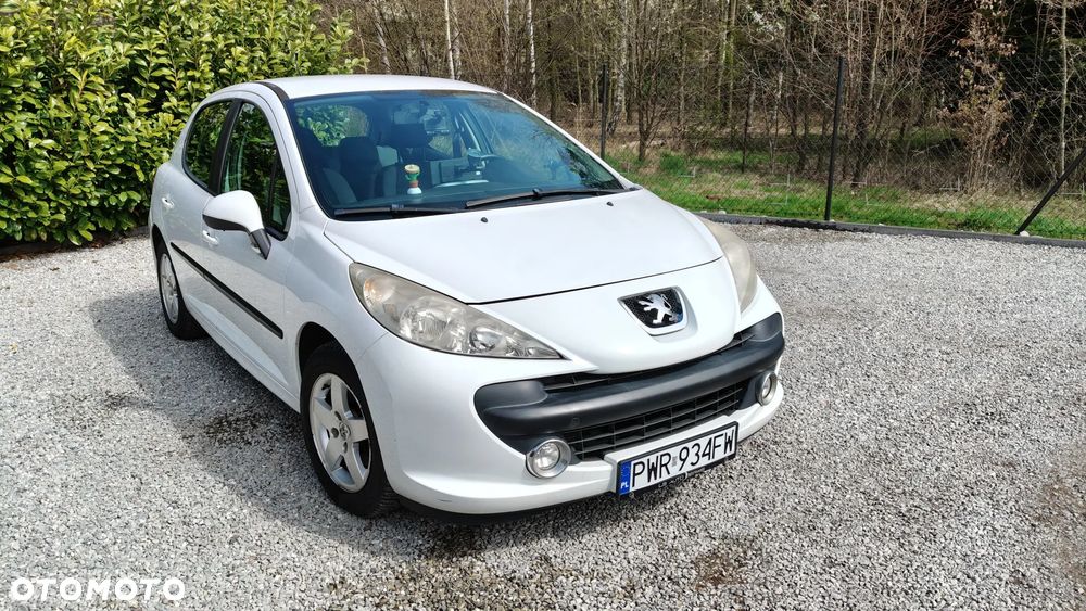 Peugeot 207 1.4 - 4