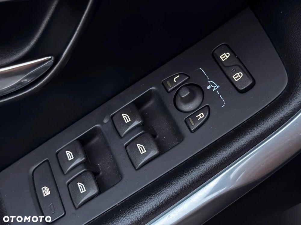Volvo V40 - 21