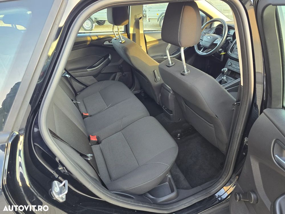 Ford Focus 1.5 TDCi DPF Start-Stopp-System Trend - 15