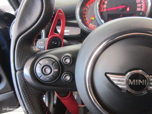 MINI 3 Portas John Cooper Works Auto Desportiva - 53