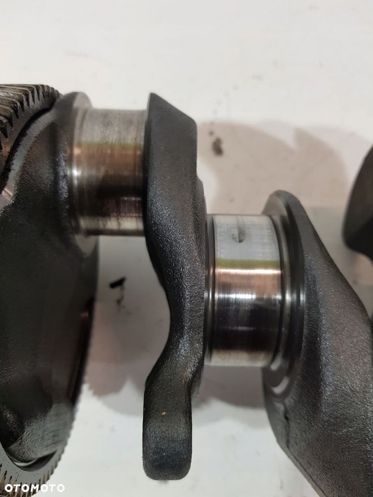 wał korbowy bmw e90 e91 e87 e60 e83 2.0d n47d20c - 9