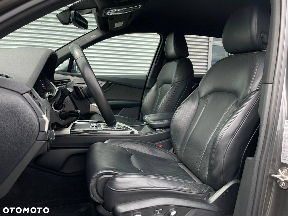 Audi Q7 - 23