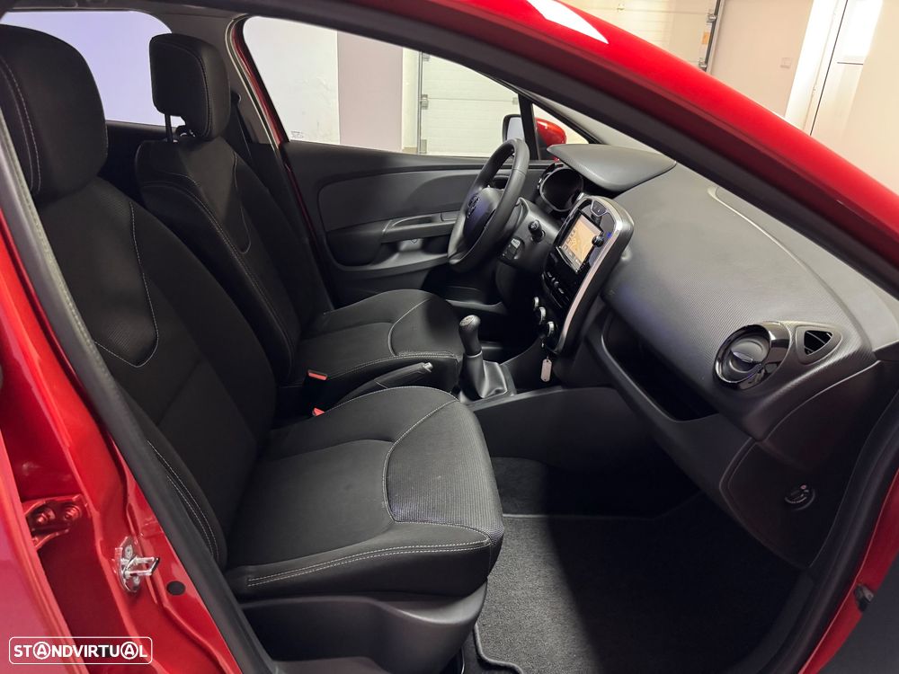 Renault Clio Sport Tourer 1.5 dCi Dynamique S - 22