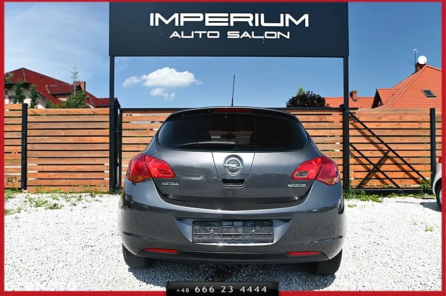 Opel Astra 1.4 Turbo Innovation - 11