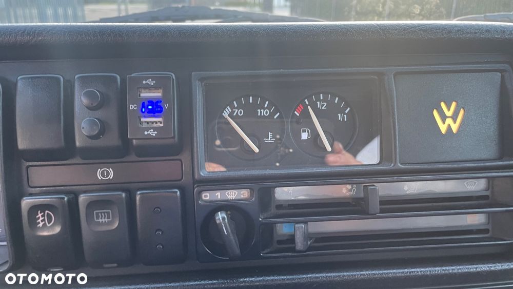 Volkswagen Golf - 12