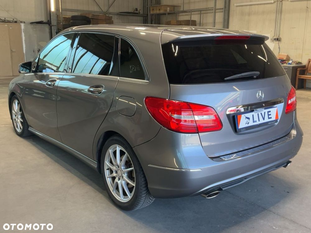 Mercedes-Benz Klasa B 180 BlueEFFICIENCY Edition Style - 30