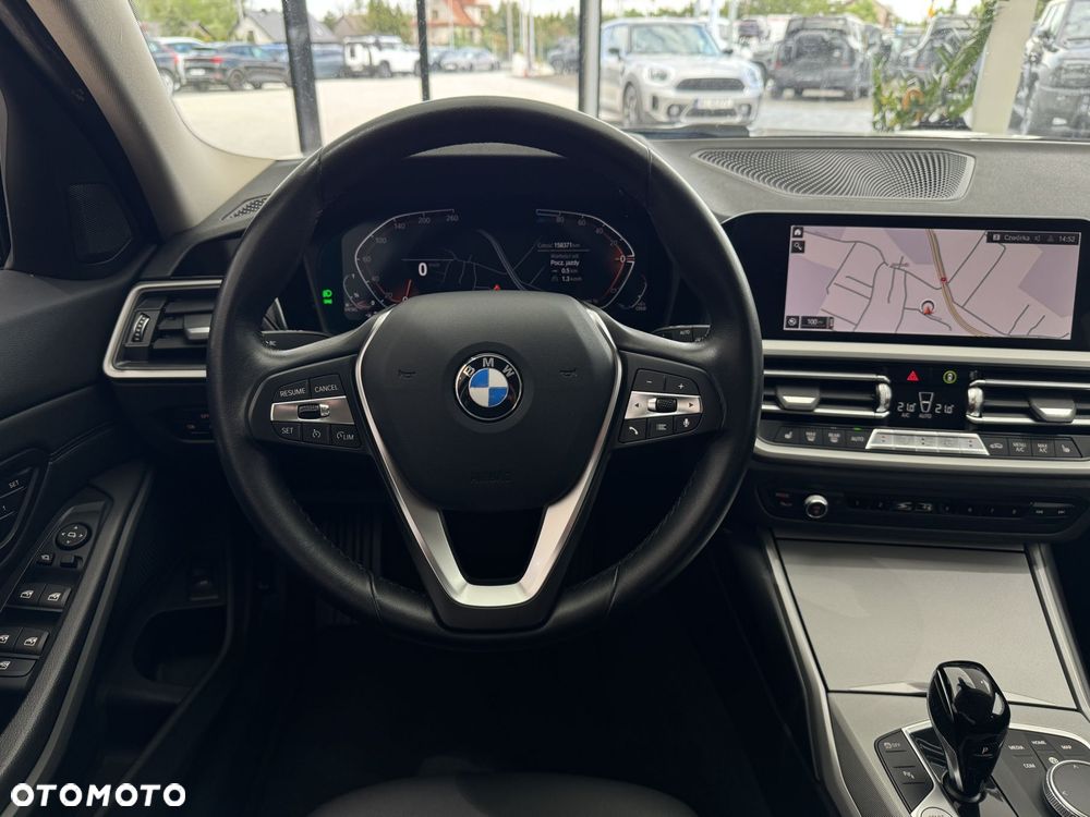 BMW Seria 3 320d xDrive MHEV Advantage - 16