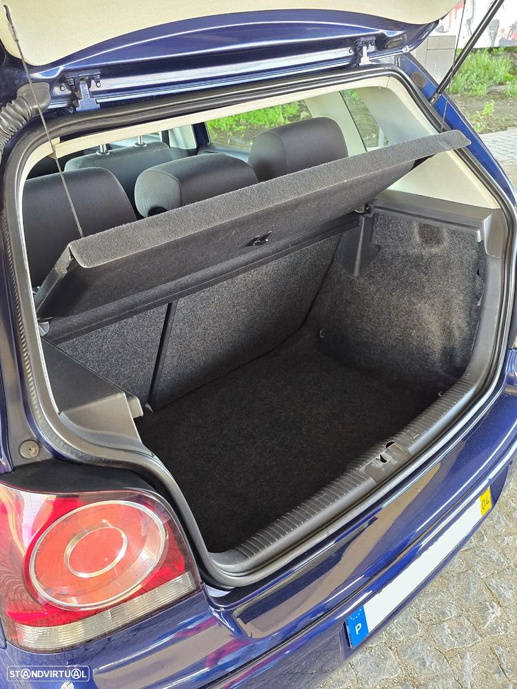 VW Polo 1.4 TDi Sportline - 9