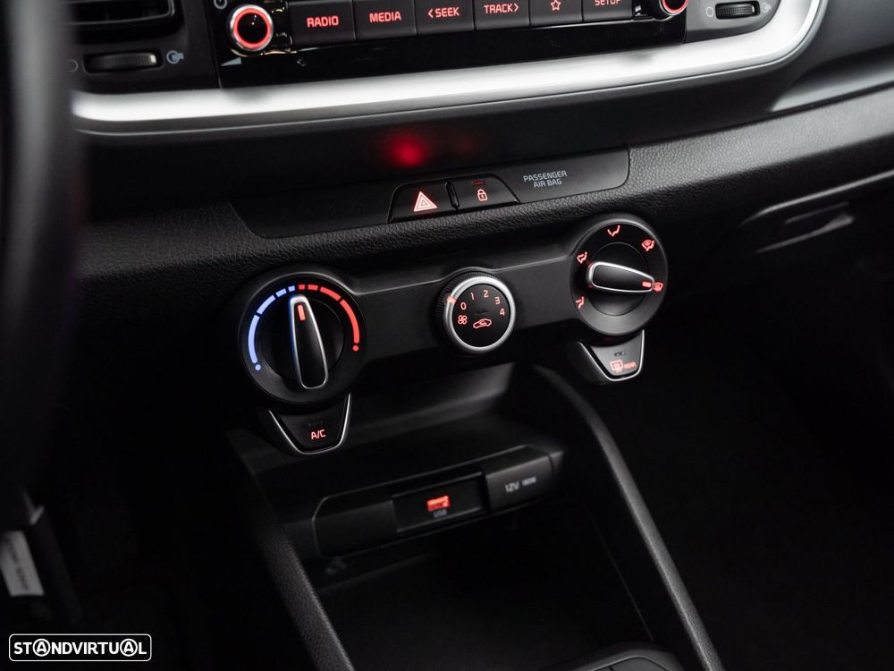 Kia Stonic 1.2 Dynamic - 23