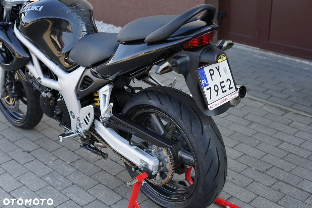 Suzuki SV - 24