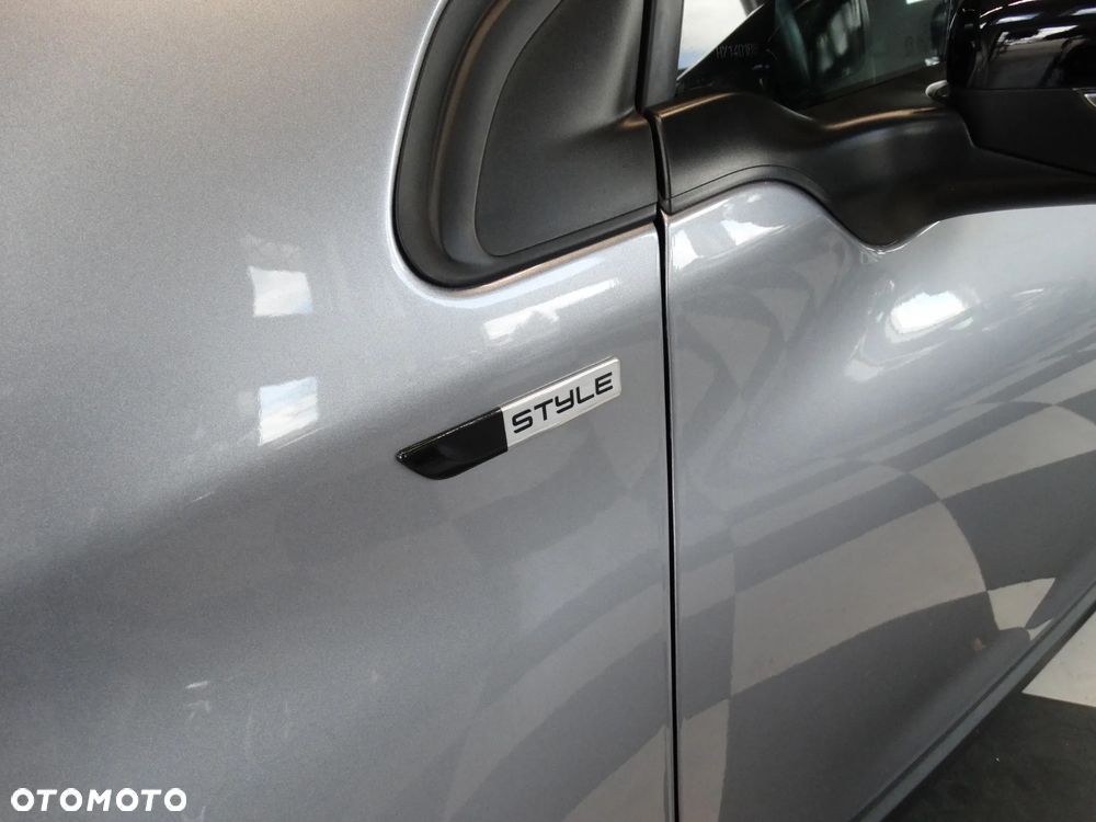 Peugeot 2008 PureTech 82 Style - 32