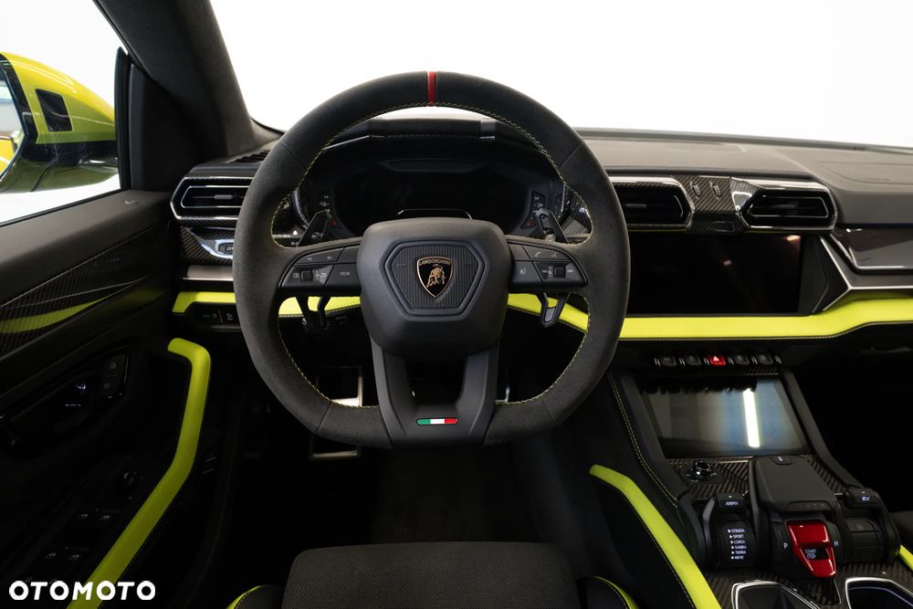 Lamborghini Urus - 13