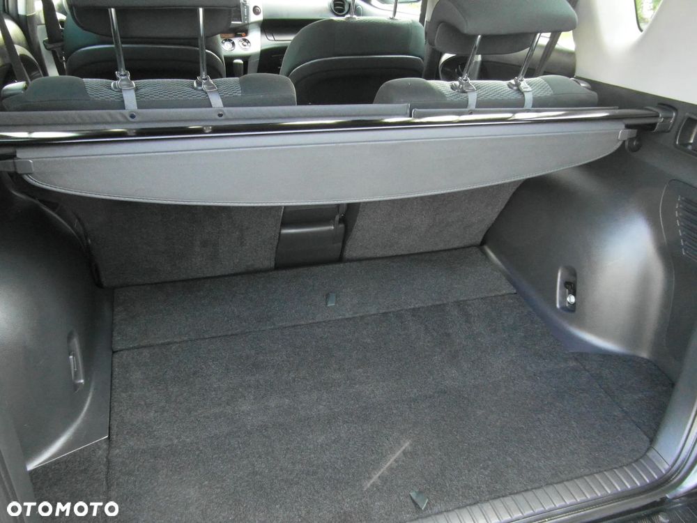 Toyota RAV4 2.0 VVT-i Sol - 8