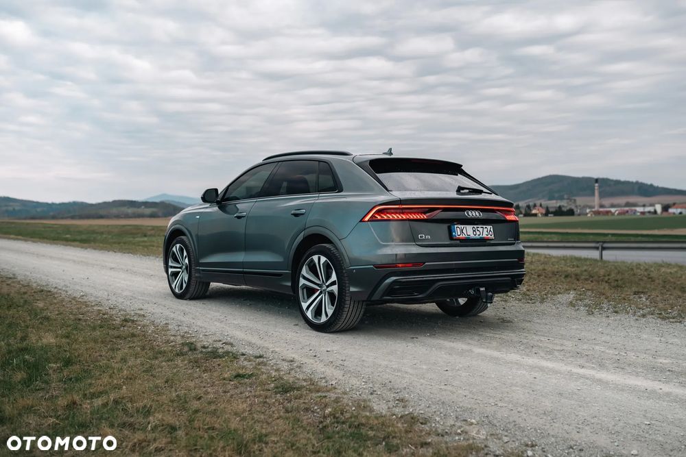 Audi Q8 SUV TFSI quattro 250 kW tiptronic S line business - 6