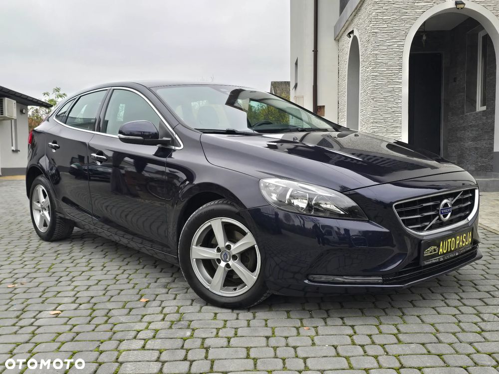 Volvo V40 D2 Summum - 6