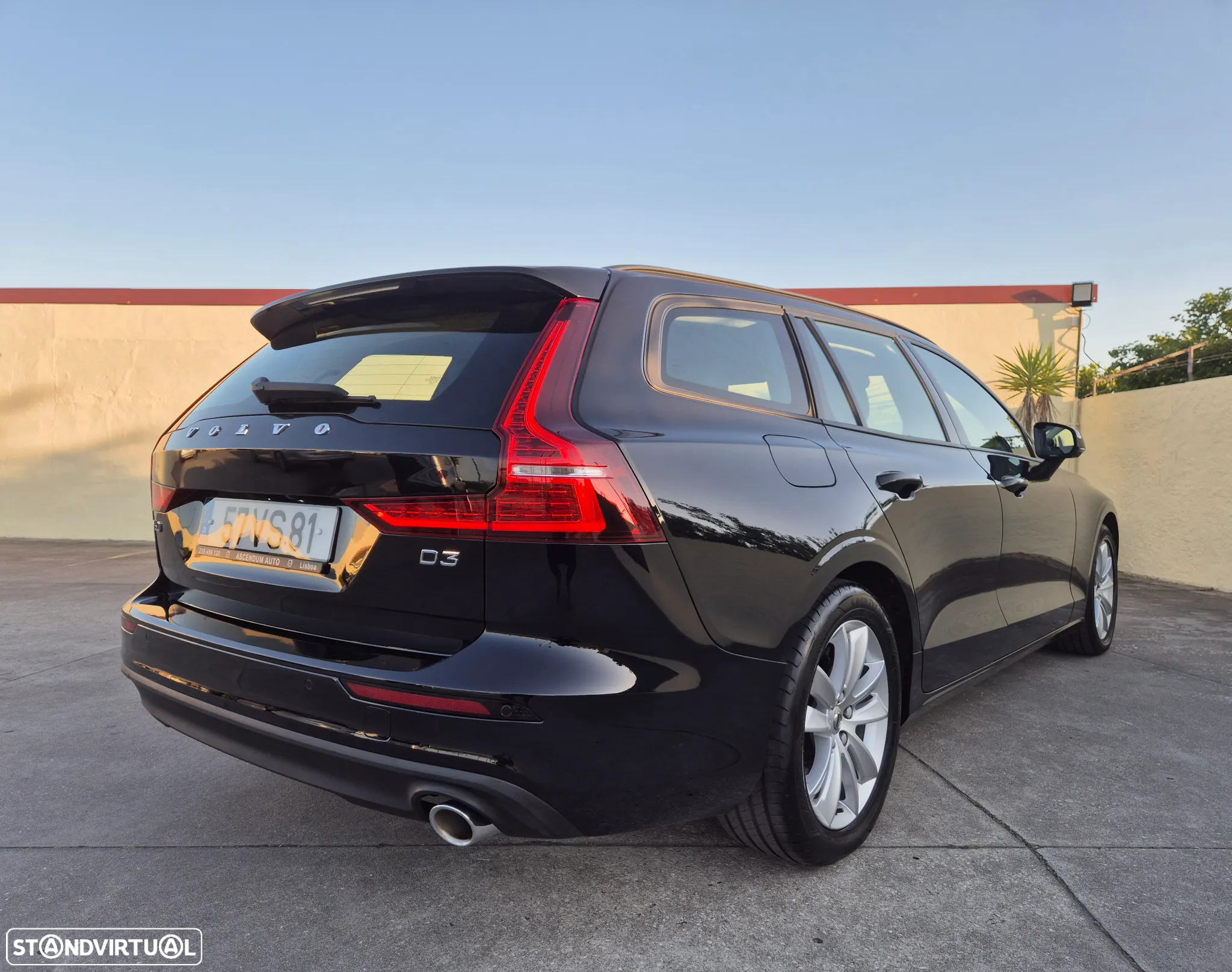 Volvo V60 2.0 D3 Momentum Plus Geartronic - 19