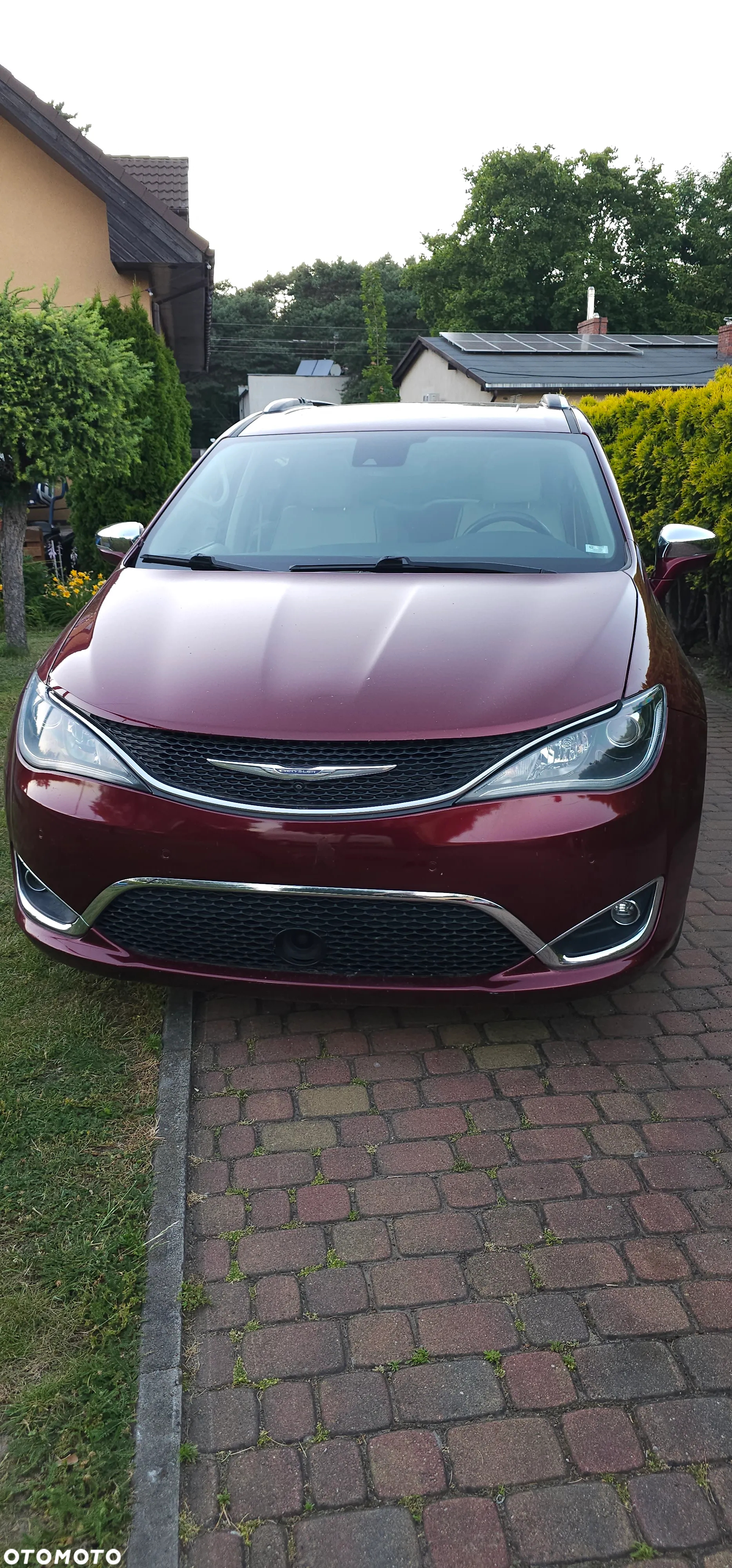 Chrysler Pacifica - 3