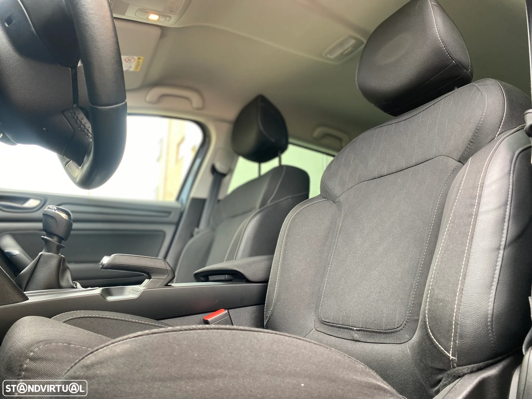 Renault Mégane Sport Tourer 1.5 Blue dCi Limited - 9