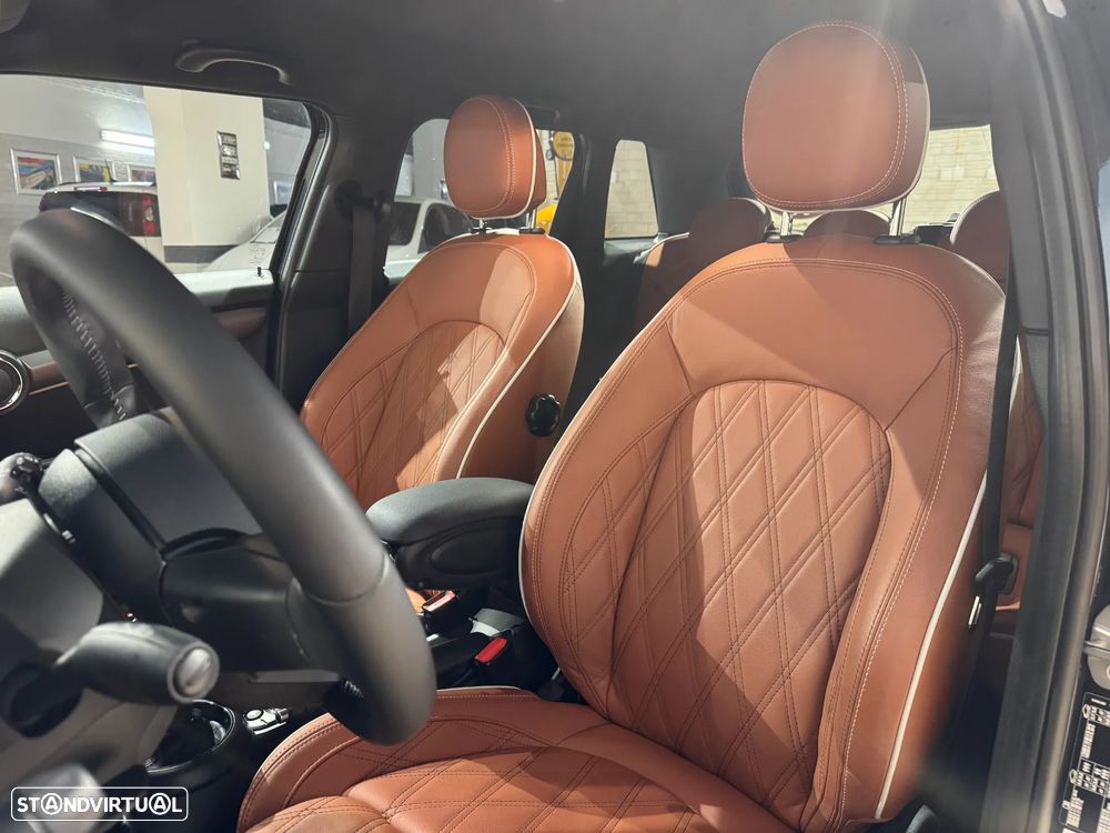 MINI 5 Portas Cooper Premium Yours Auto - 11