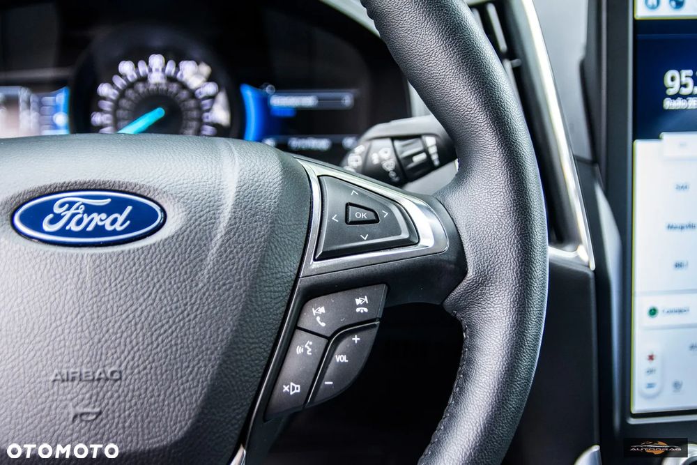 Ford Edge - 38