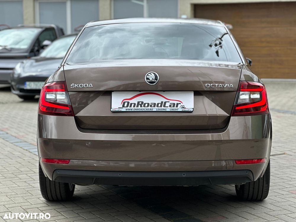 Skoda Octavia 2.0 TDI DSG Style - 14