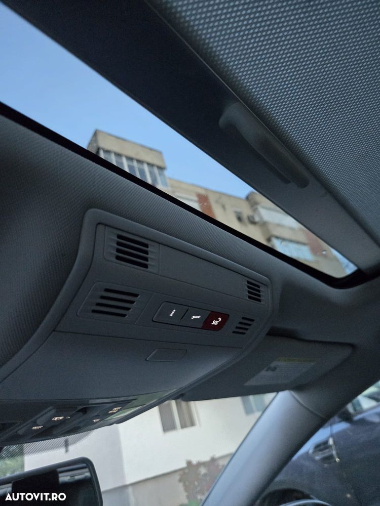 Volkswagen Golf Aktionsmodell 1.8 T DSG Comfortline - 12