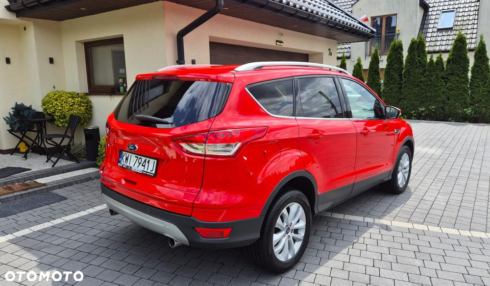 Ford Kuga 2.0 TDCi 4WD Titanium - 4