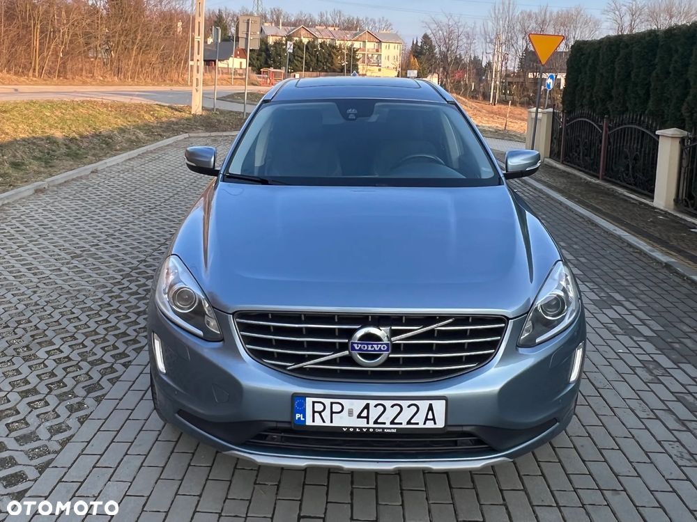 Volvo XC 60 D4 AWD Summum - 2
