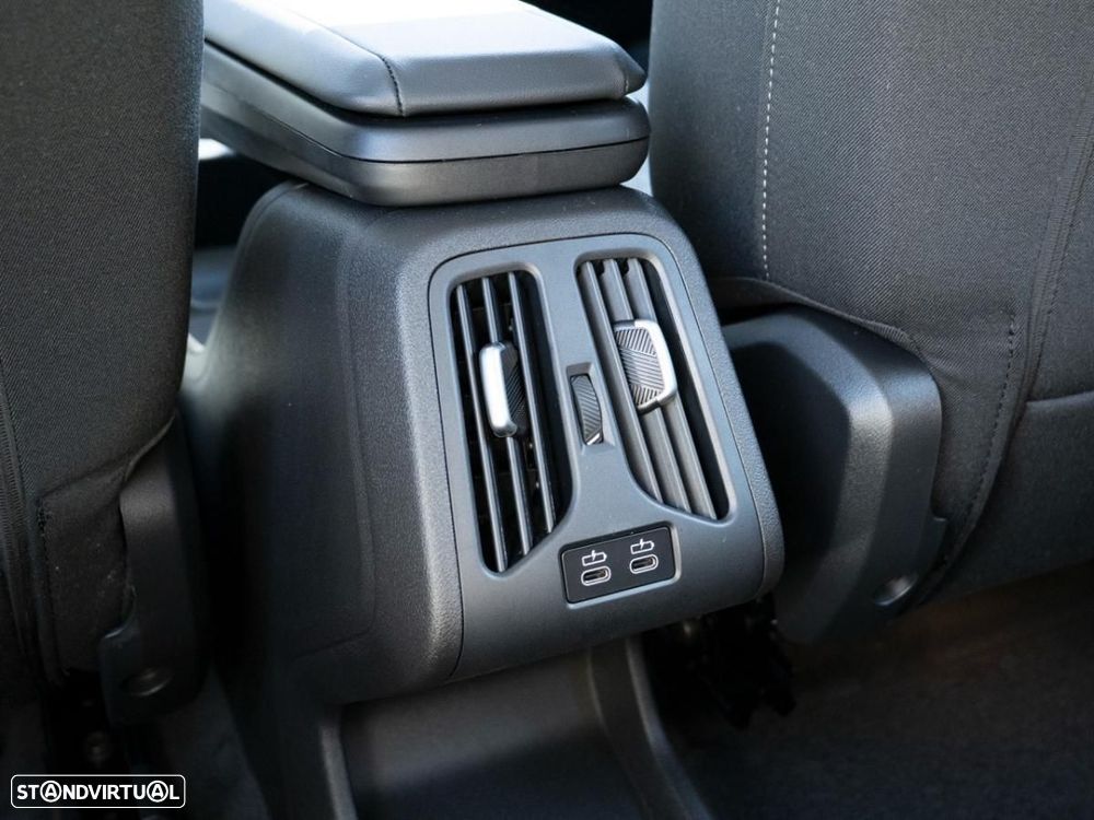 BMW iX1 eDrive20 - 29