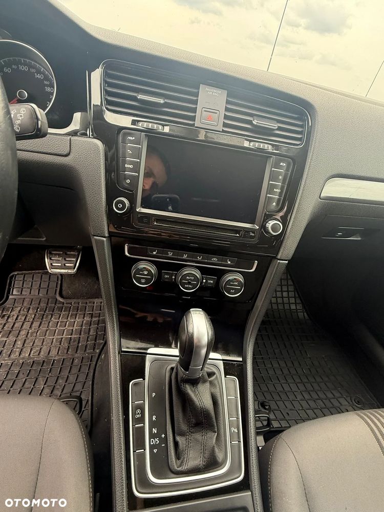 Volkswagen Golf 1.6 TDI BlueMotion Technology DSG Allstar - 12