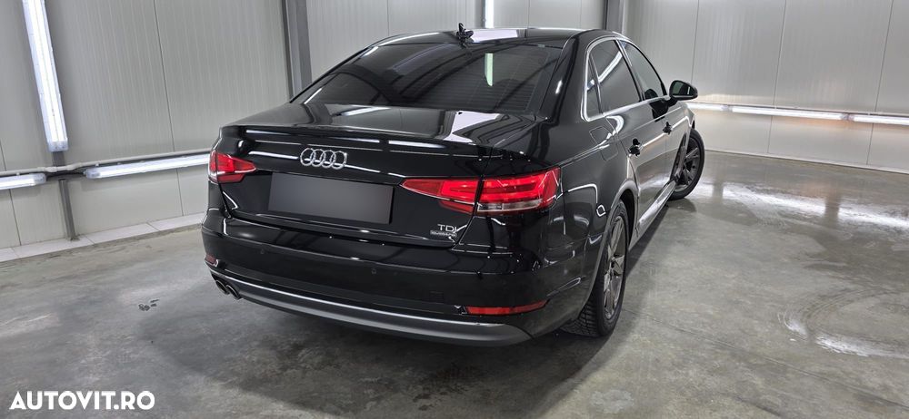 Audi A4 2.0 TDI S tronic quattro - 7