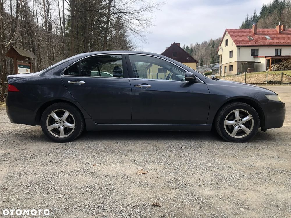 Honda Accord 2.0 Executive - 10