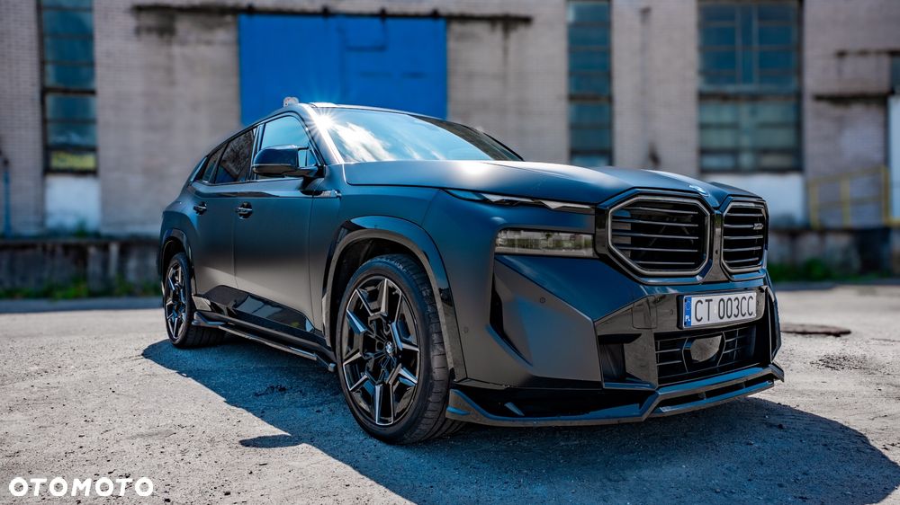 BMW XM - 6