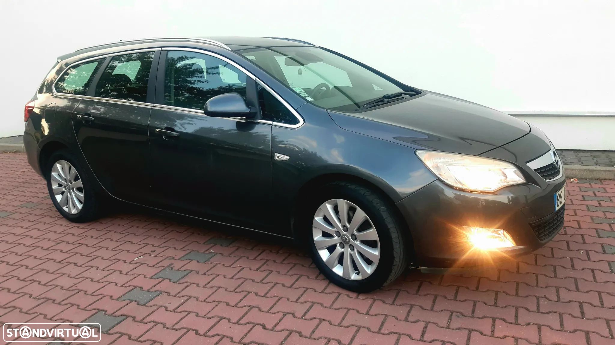 Opel Astra Sports Tourer 1.7 CDTi Cosmo - 1