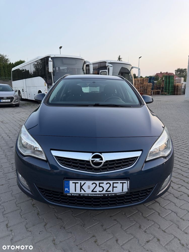 Opel Astra 1.4 Turbo - 1