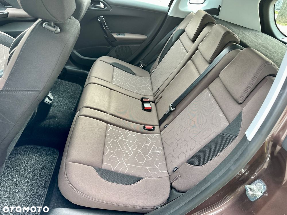 Peugeot 2008 PureTech 82 Allure - 26