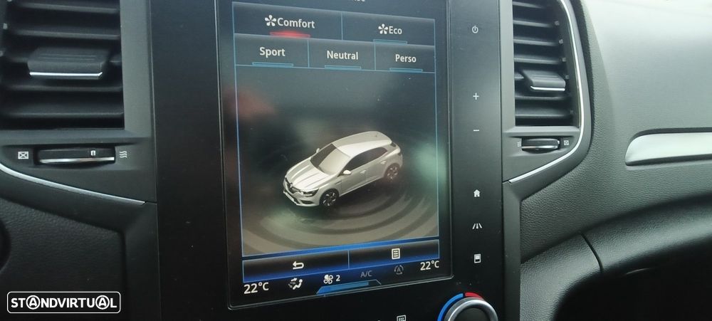 Renault Mégane 1.5 dCi Bose Edition EDC J18 - 22